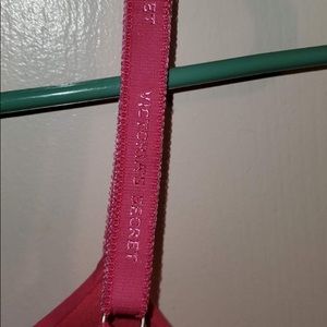 VIctoria Secret bright pink 38DD